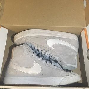 Blazer Mid 77’ Suede Football Grey 7Y